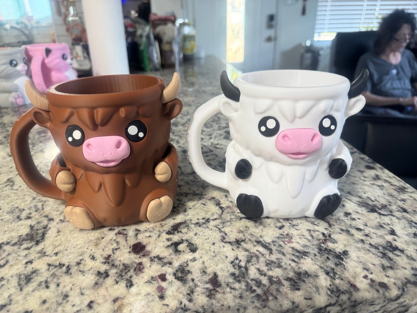 Ferdinand, the Highland Cow Ice Pint Holder