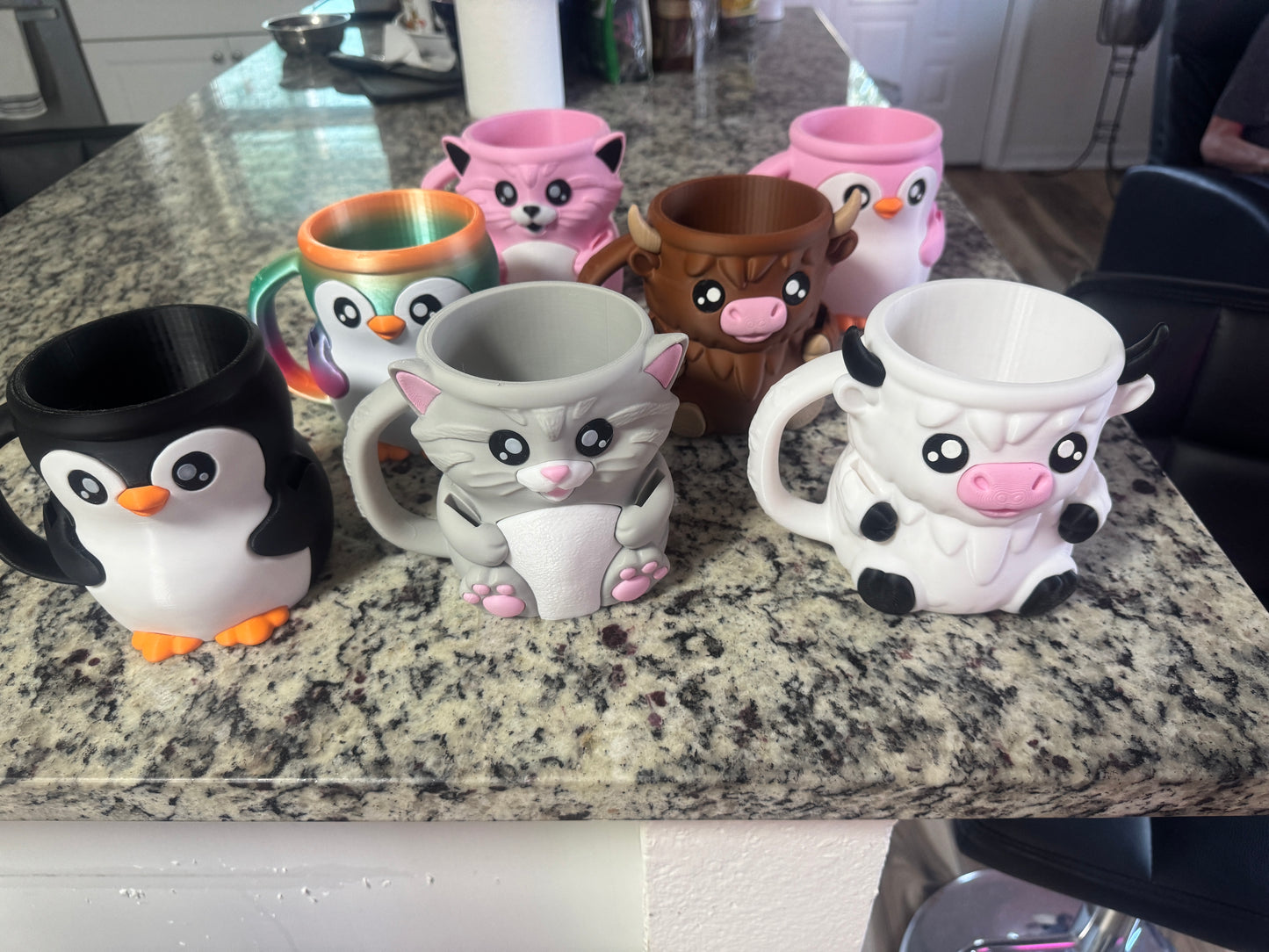 Cuddles, the Cat Ice Pint Holder